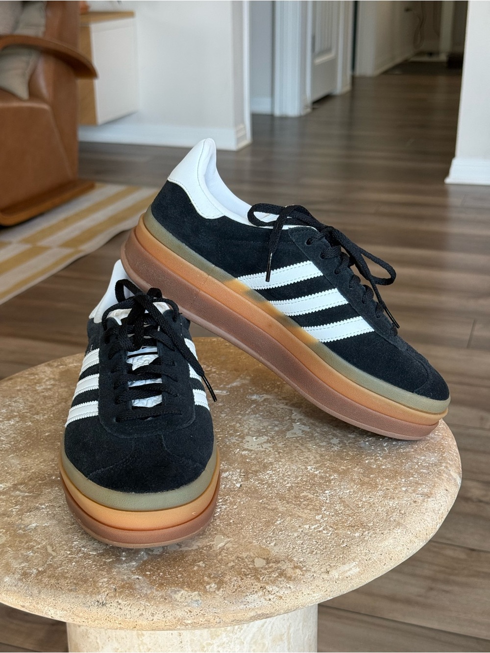 NEW Adidas Gazelle Bold - Picture 2 of 5